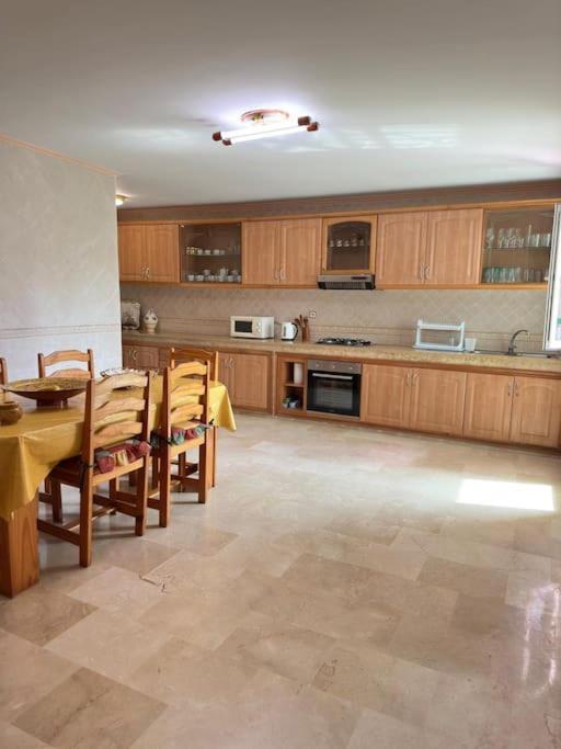 Luxueux Appartement Centre Et Plage & Wifi ! Tanger Zewnętrze zdjęcie