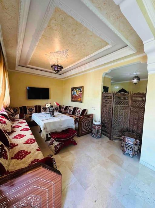 Luxueux Appartement Centre Et Plage & Wifi ! Tanger Zewnętrze zdjęcie